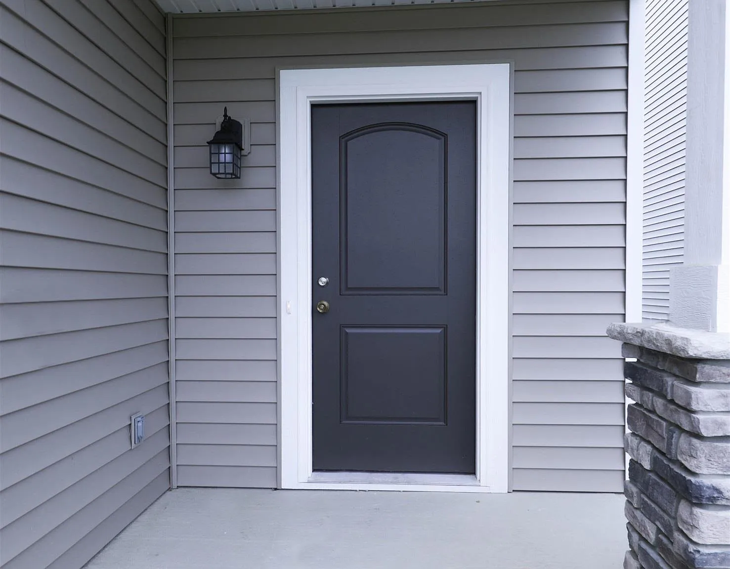 3 bed, 2.5 bath, 1437 sqft, $1,795 — Photo 2