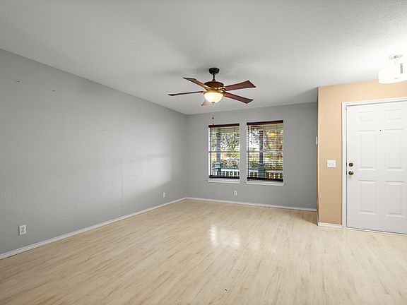 4th image of 314 Stewart Dr