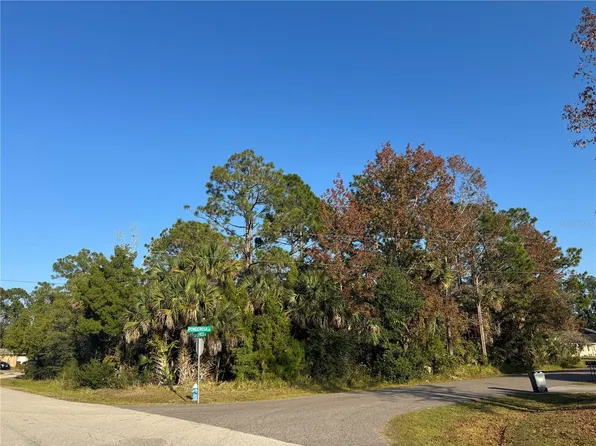 30 Pony Express Dr, Palm Coast, FL 32164