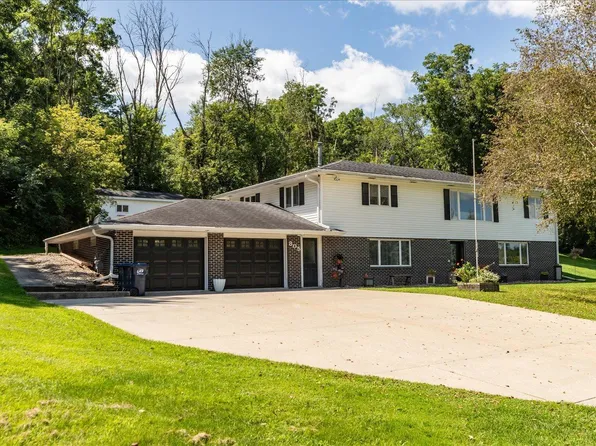 805 Auburn Ave S, Lanesboro, MN 55949