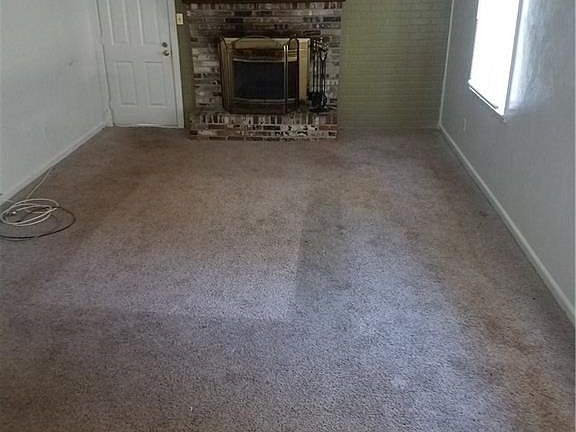 5th image of 5313 Greenbrook Dr