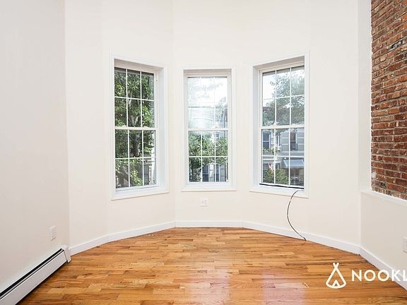 2nd image of 369 Weirfield St #2