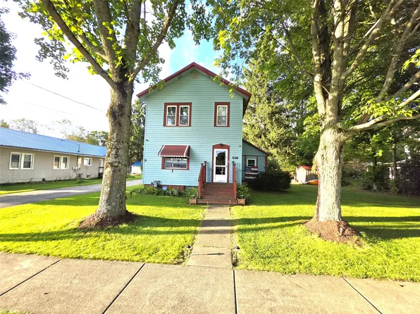 9604 North St, Wattsburg, PA 16442