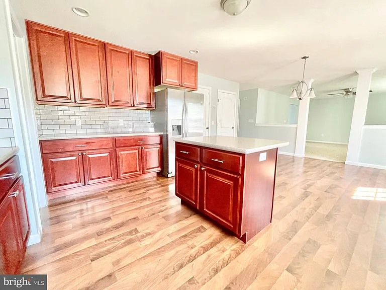 307 S Marshview Ter — Photo 9