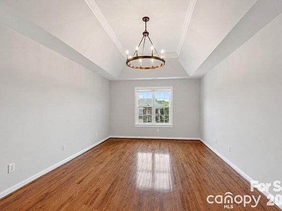 3rd image of 11005 Chilcomb Ct
