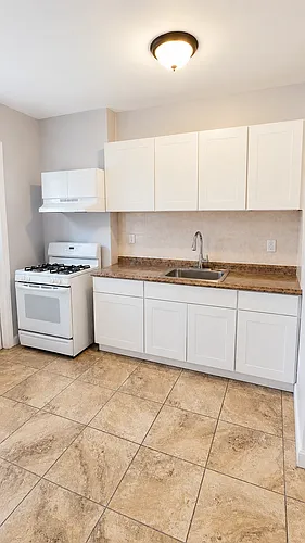 168 Woodlawn Ave #1 Photo 1