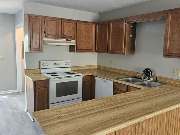 799 Donnell Blvd APT 16