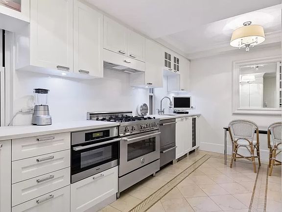 2nd image of 167 E 82nd St #4B