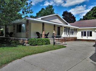 121 Hutchinson St, Big Rapids, MI 49307