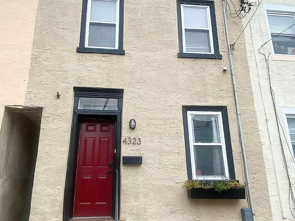 4323 Dexter St