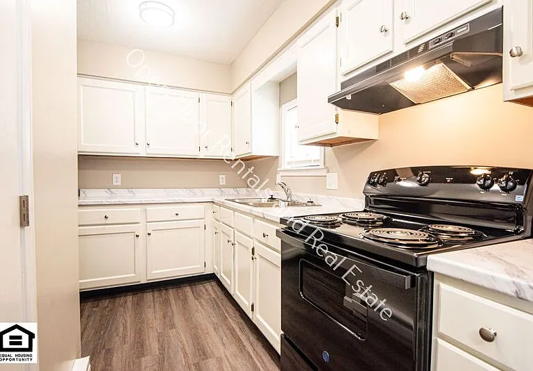 202 Autumn Hills Dr — Photo 7