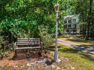 8650 Sapphire Ln, Gainesville, GA 30506