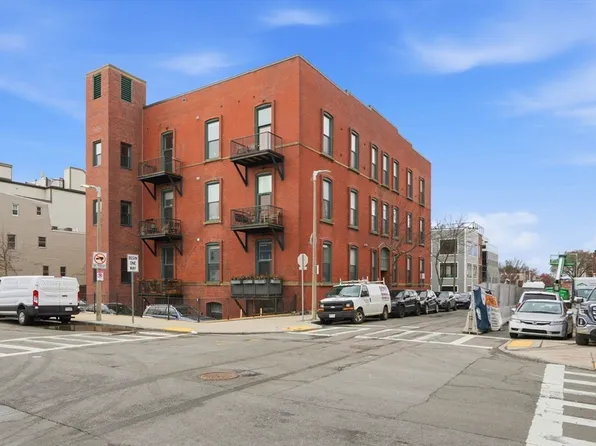 125 B St Unit 4C, South Boston, MA 02127