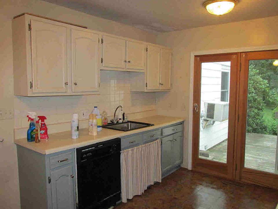 45 Schoolhouse Ln, Poughkeepsie, NY 12603 Zillow