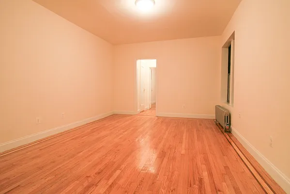 Rented by Horowitz Real Estate | media 20