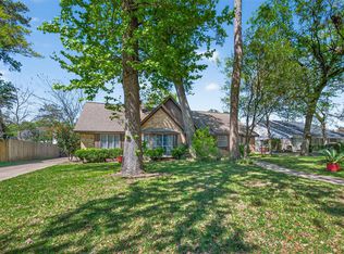 1010 Rhine Ln, Houston, TX 77090