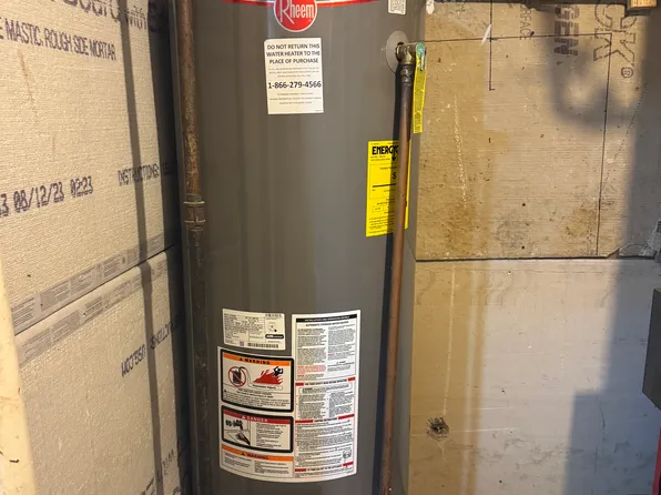 191 Grant Avenue image 30 of 34