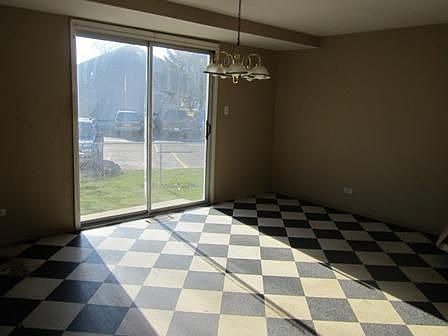 3rd image of 4002 Berkshire Ct