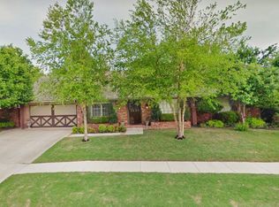 909 Meadow Ridge Rd, Norman, OK 73072