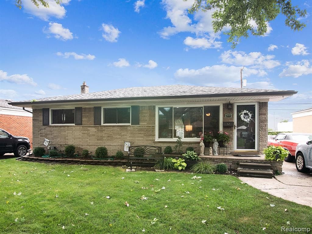 29050 Shirley Ave, Madison Heights, MI 48071 Zillow