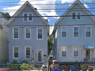 420 S 5th Ave #3, Mount Vernon, NY 10550