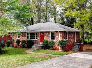 271 Woodview Ln SE, Smyrna, GA 30082