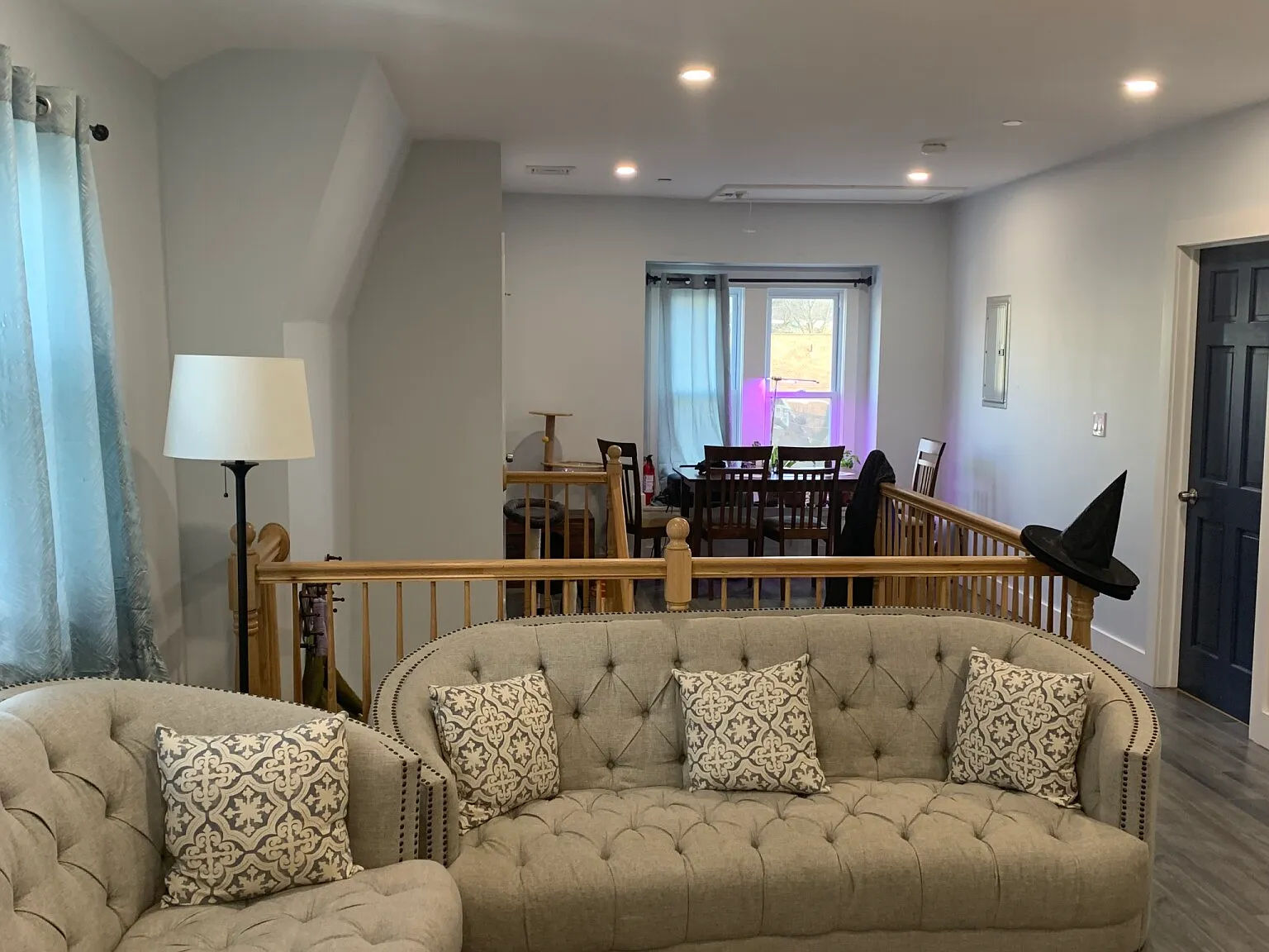 3 bed, 2.0 bath, 1250 sqft, $3,500 — Photo 2