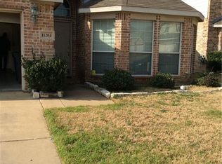 11204 Whispering Brook Ln, Fort Worth, TX 76140