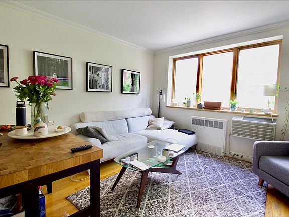 2nd image of 420 E 11th St APT 3A