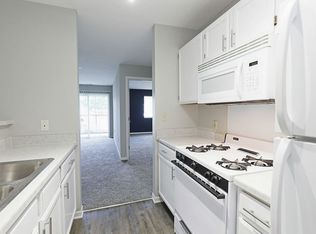2210 Beech St #2342B-203, Valparaiso, IN 46383