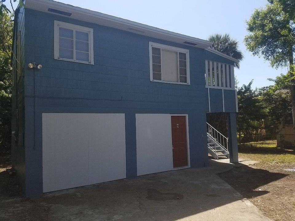 1st image of 840 30th Ave S #1/2