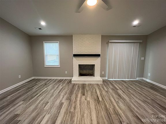 5th image of 5421 Doverstone Ct