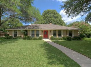 1621 Churchill Dr, Denton, TX 76209