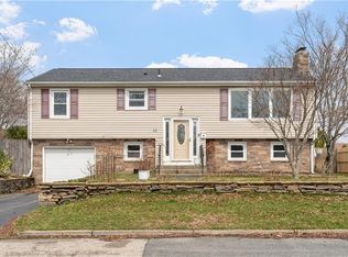 32 Milburn Rd, East Providence, RI 02914