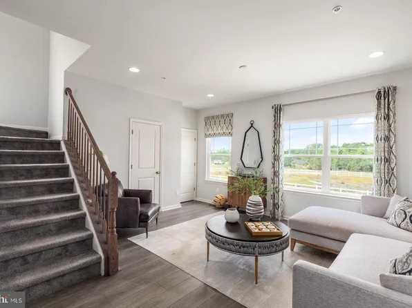 2 Victorian Way, Woodbury, NJ 08096