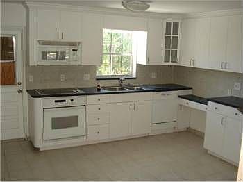 5th image of 5432 NE 25th Ave #T-201