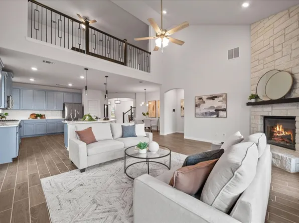 449 Willowmore Dr, Little Elm, TX 75068