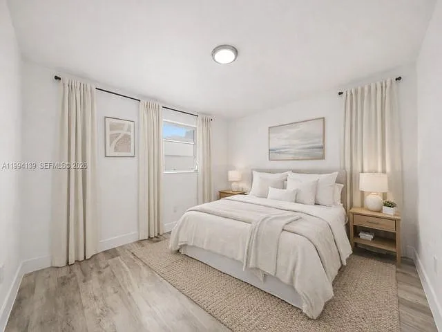 1781 SW 13th St — Photo 3