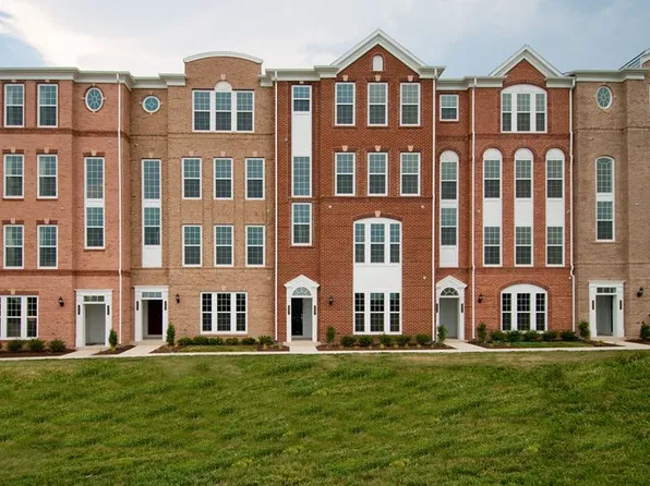 42745 Eildon Ter, Ashburn, VA 20147