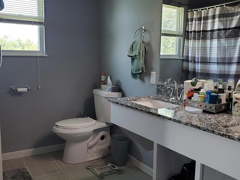 5929 Crestview Dr — Photo 9