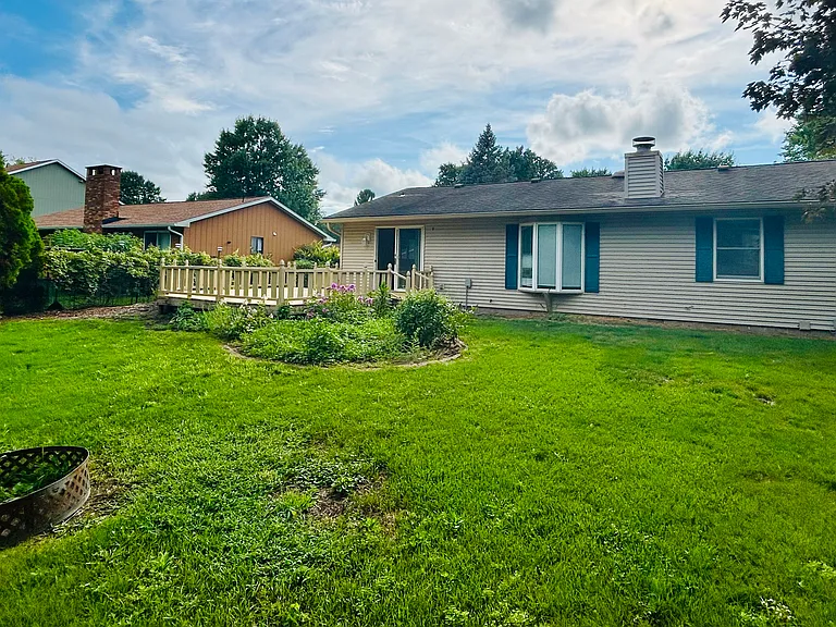 3204 Forsyth Dr — Photo 17