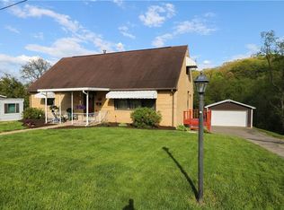 407 Belle St, Evans City, PA