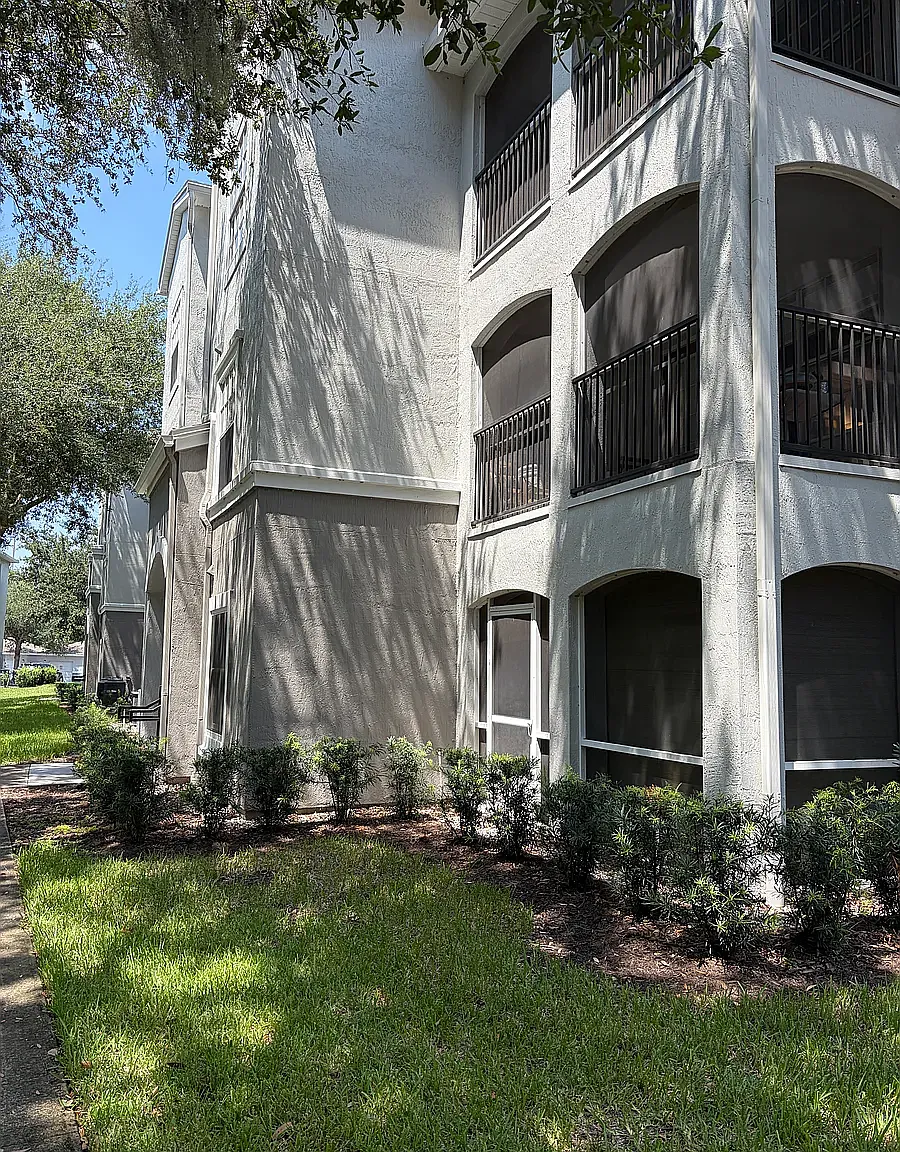3 bed, 1200 sqft, $1,750 — Photo 1