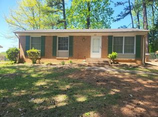 1223 Milan Rd, Charlotte, NC 28216