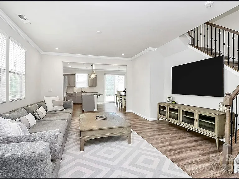 16042 Red Buckeye Ln — Photo 30