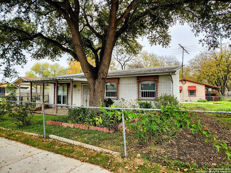 1st image of 1826 ARBOLEDA ST