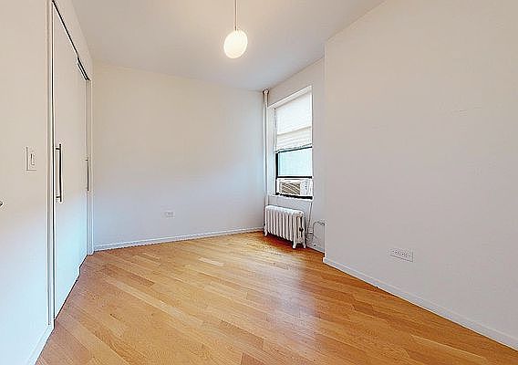 4th image of 137 Mac Donough St #2-L