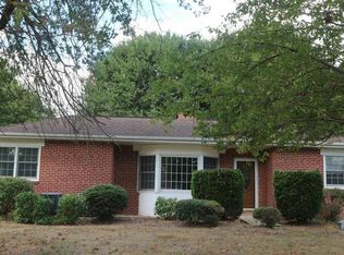 100 Rothwell Dr, Wilmington, DE 19804