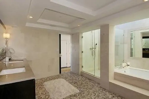 Sold by Corcoran | media 7