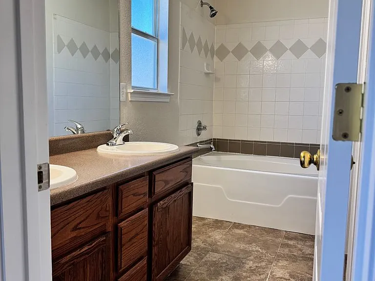 1326 Magoffin Pl — Photo 23
